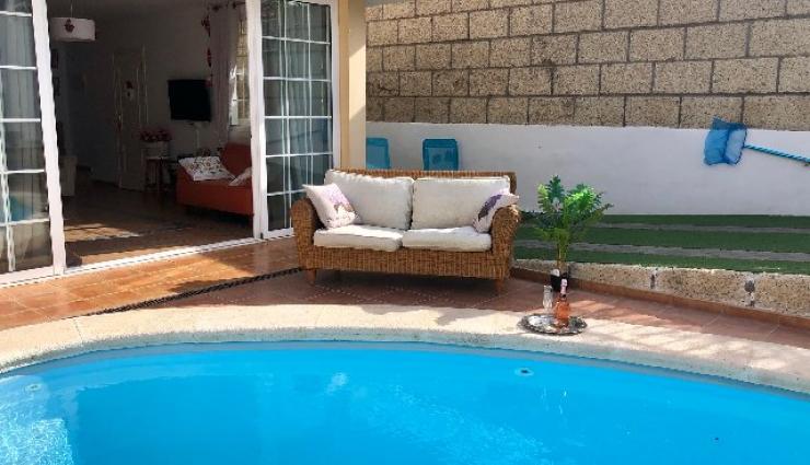 Se vende casa en Corazones del Palmar con piscina -450.000